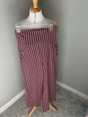 CAbi Red Black White Patterned Kelly Wide Leg Crop Pants #5677